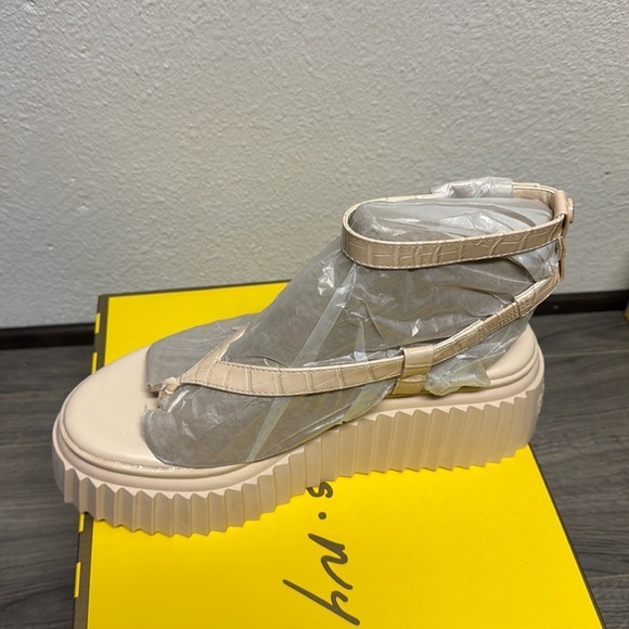 **CIRCUS NY Women's Elana Platform Sandals*** - Picture 5 of 7